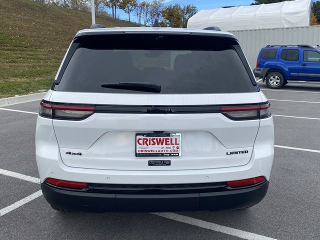 New 2025 Jeep Grand Cherokee Limited w/ Luxury Tech Group II image 6