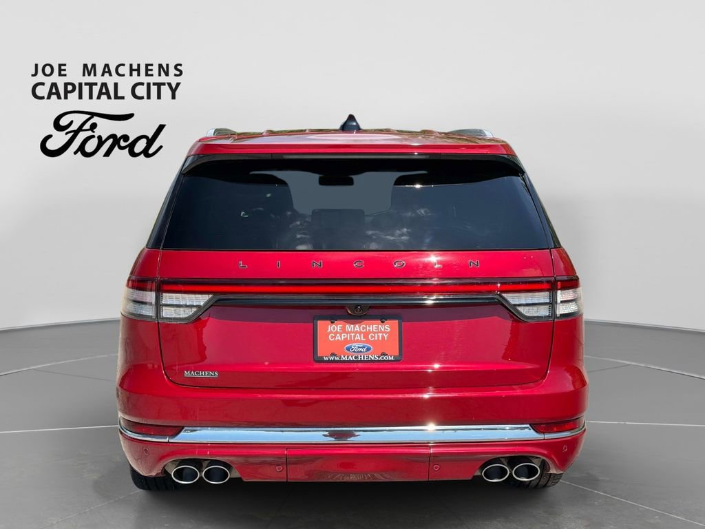 Used 2025 Lincoln Aviator Black Label AWD/4WD image 6