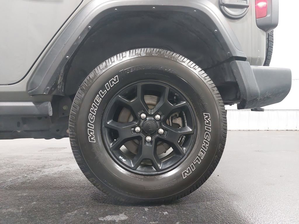 Used 2022 Jeep Wrangler Unlimited Sport image 32