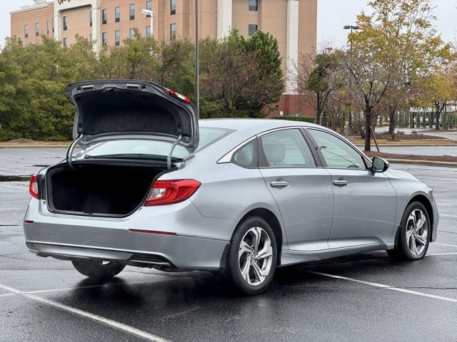 Used 2019 Honda Accord EX image 18