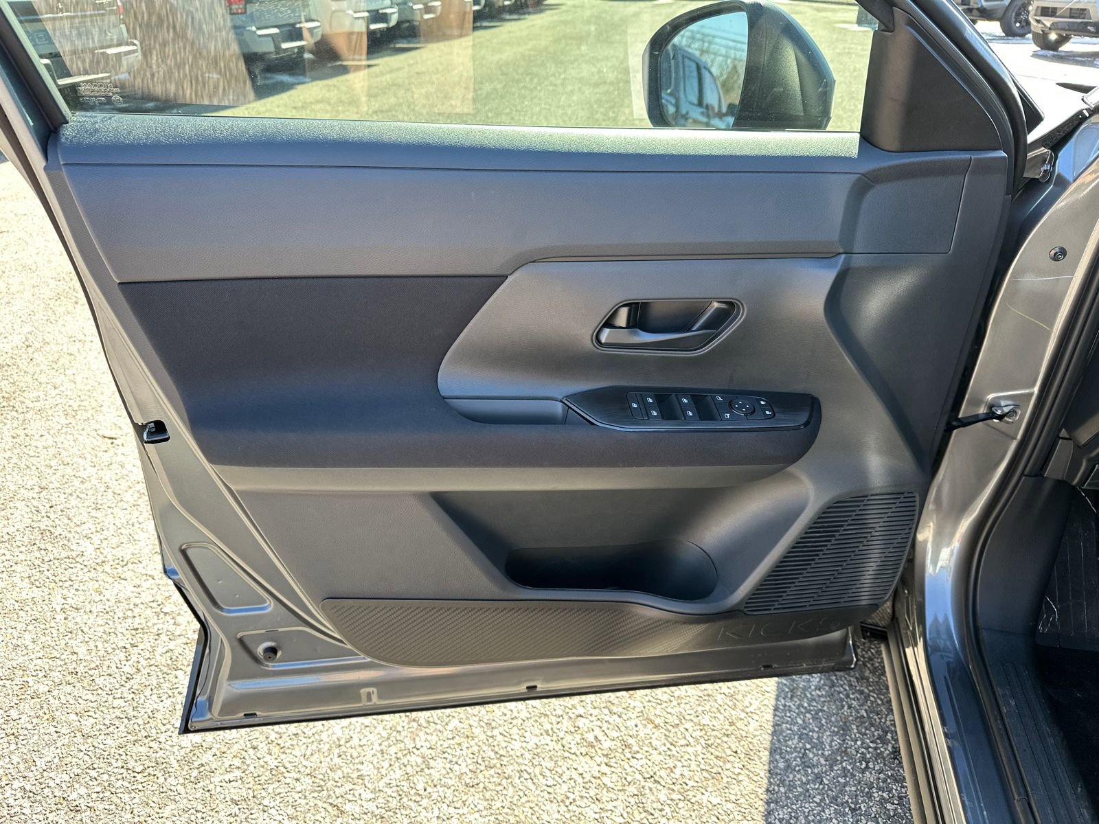 New 2026 Nissan Kicks S image 10