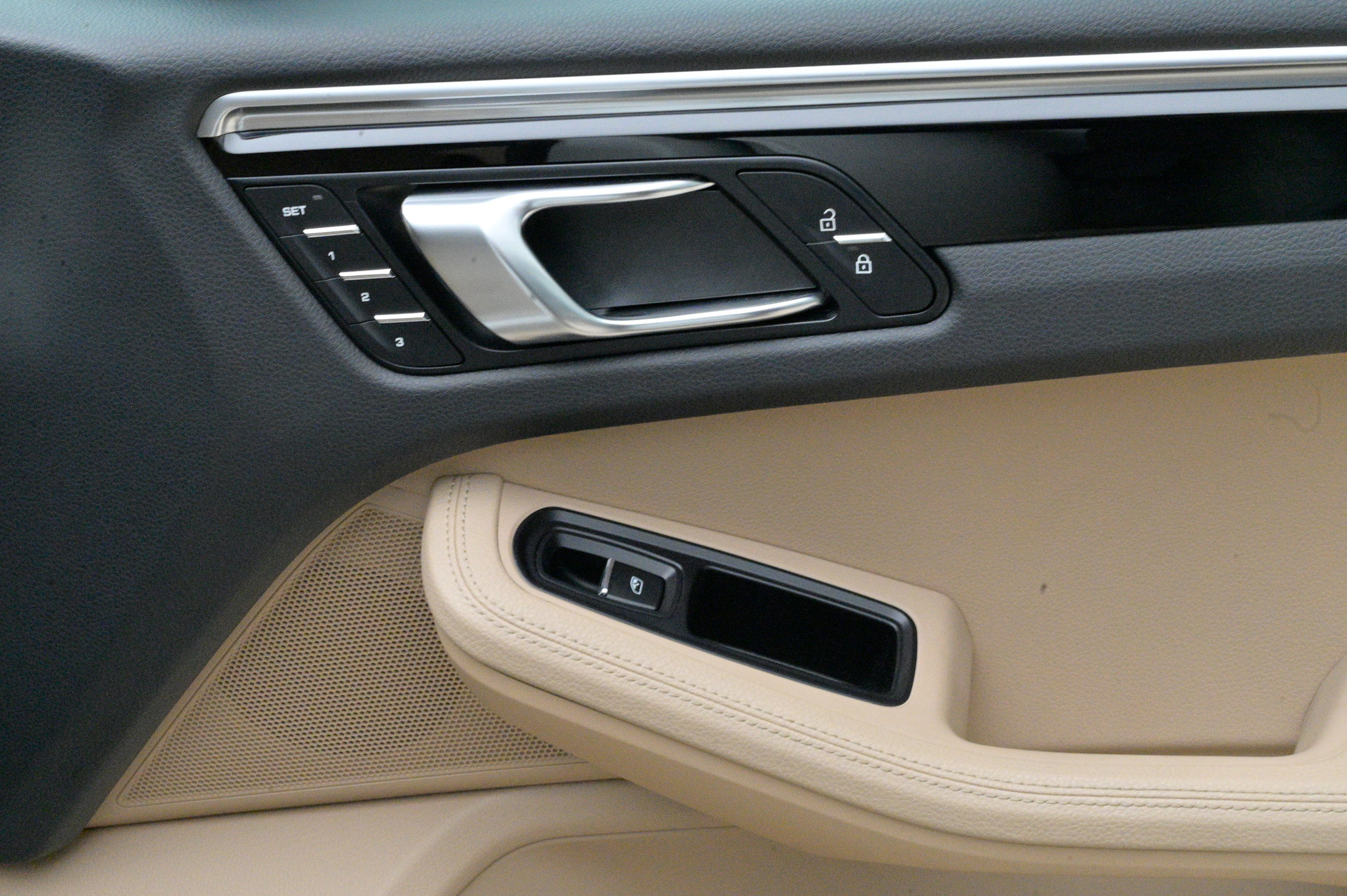 Used 2020 Porsche Macan image 56