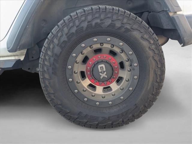 Used 2019 Jeep Wrangler Unlimited Rubicon w/ Cold Weather Group image 9