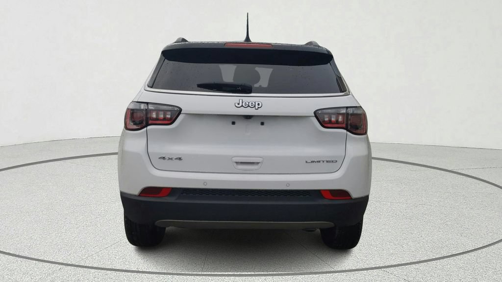 Used 2024 Jeep Compass Limited AWD/4WD image 5