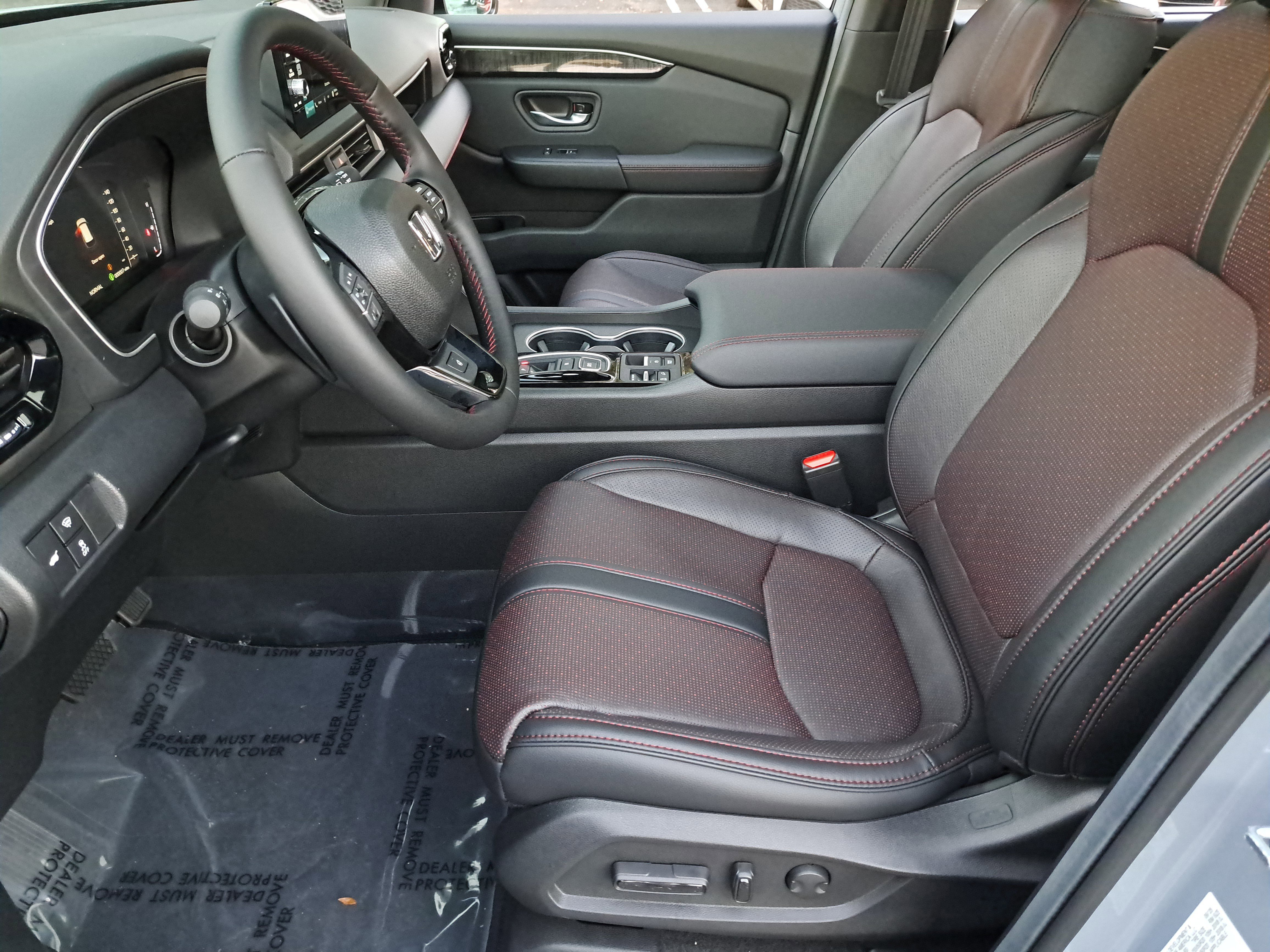 New 2025 Honda Pilot Black Edition image 17