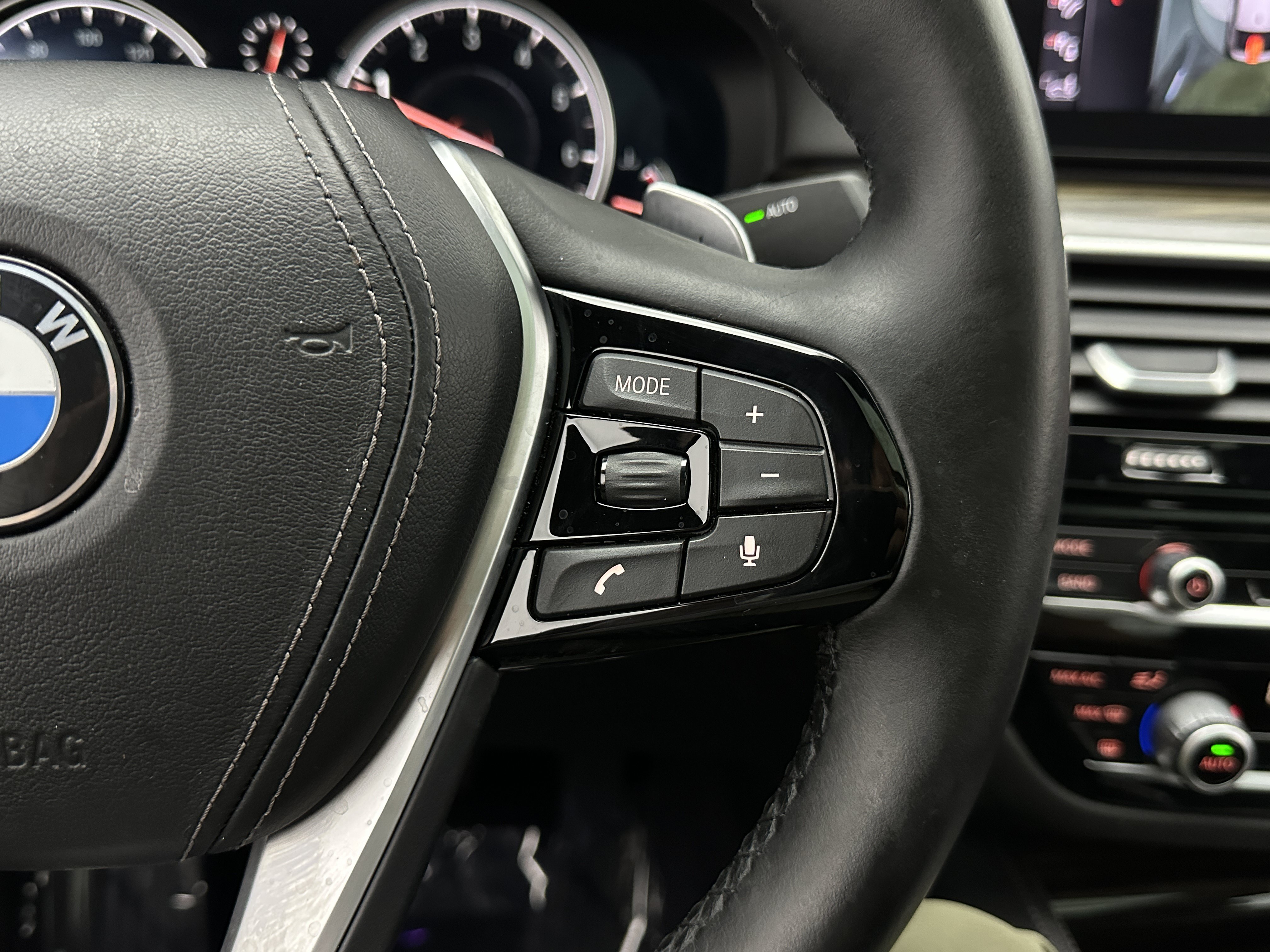 Used 2018 BMW 640i Gran Turismo xDrive AWD/4WD image 28