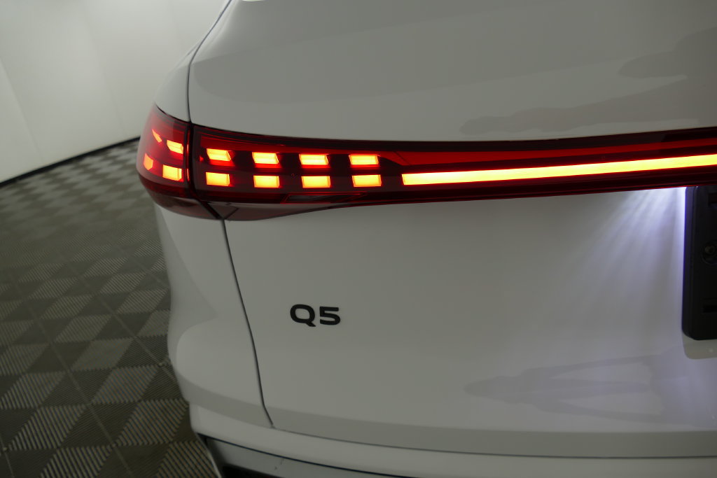 New 2026 Audi Q5 Premium AWD/4WD image 32