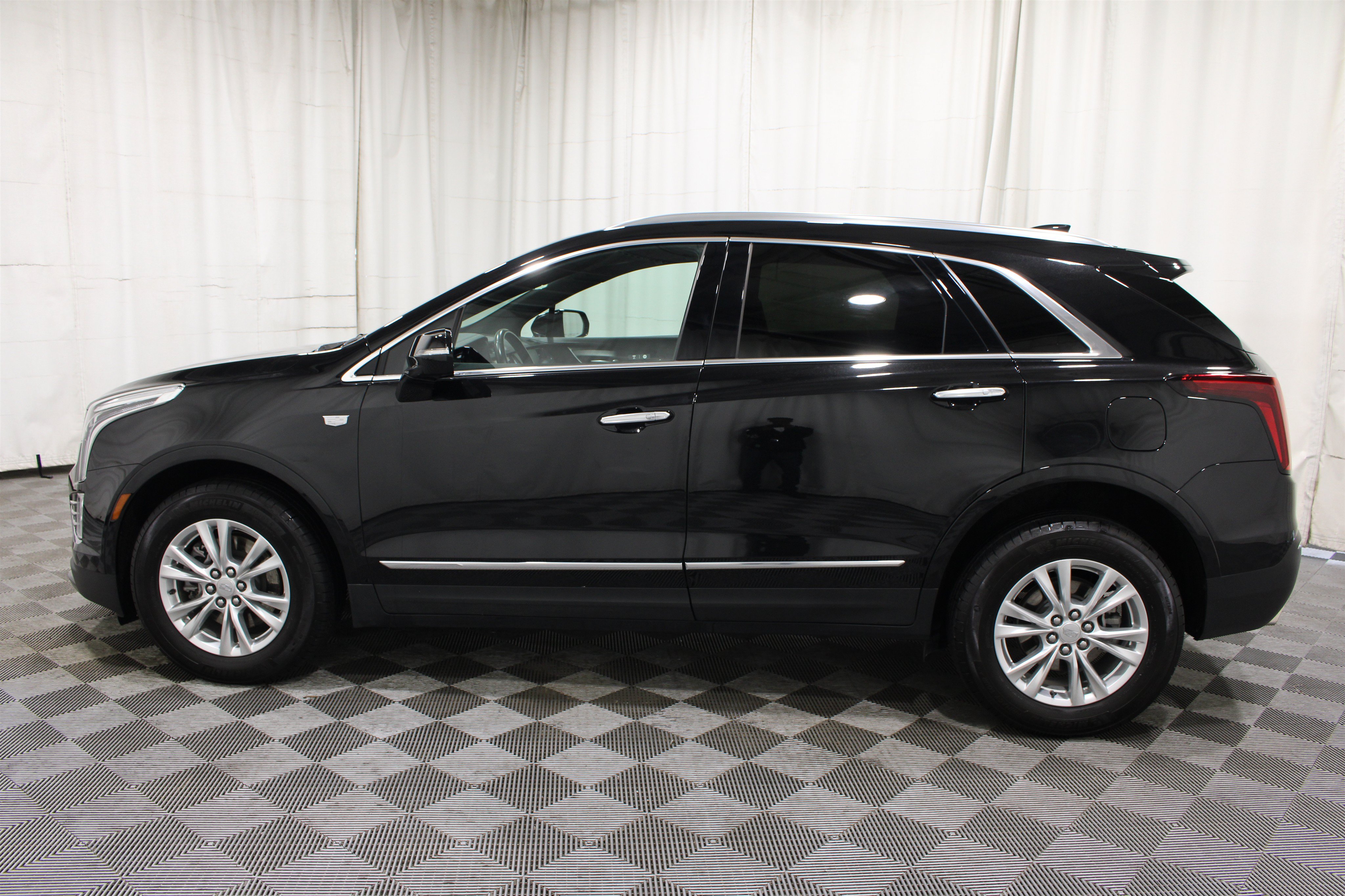 Certified 2023 Cadillac XT5 Luxury AWD/4WD image 37