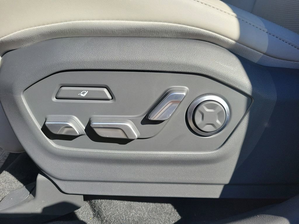 New 2025 Hyundai Santa Fe Calligraphy image 25