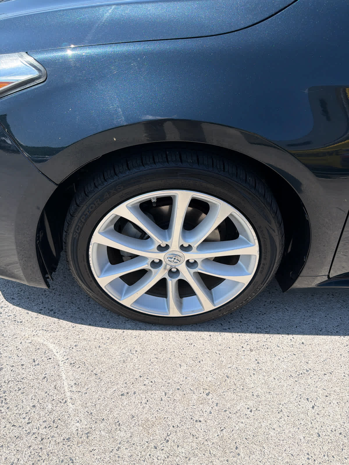 Used 2015 Toyota Avalon Limited FWD image 9
