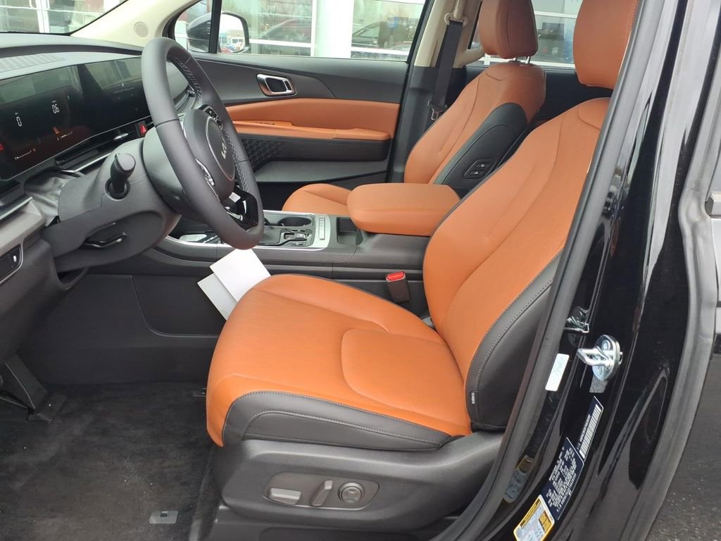 New 2026 Kia Carnival EX image 15