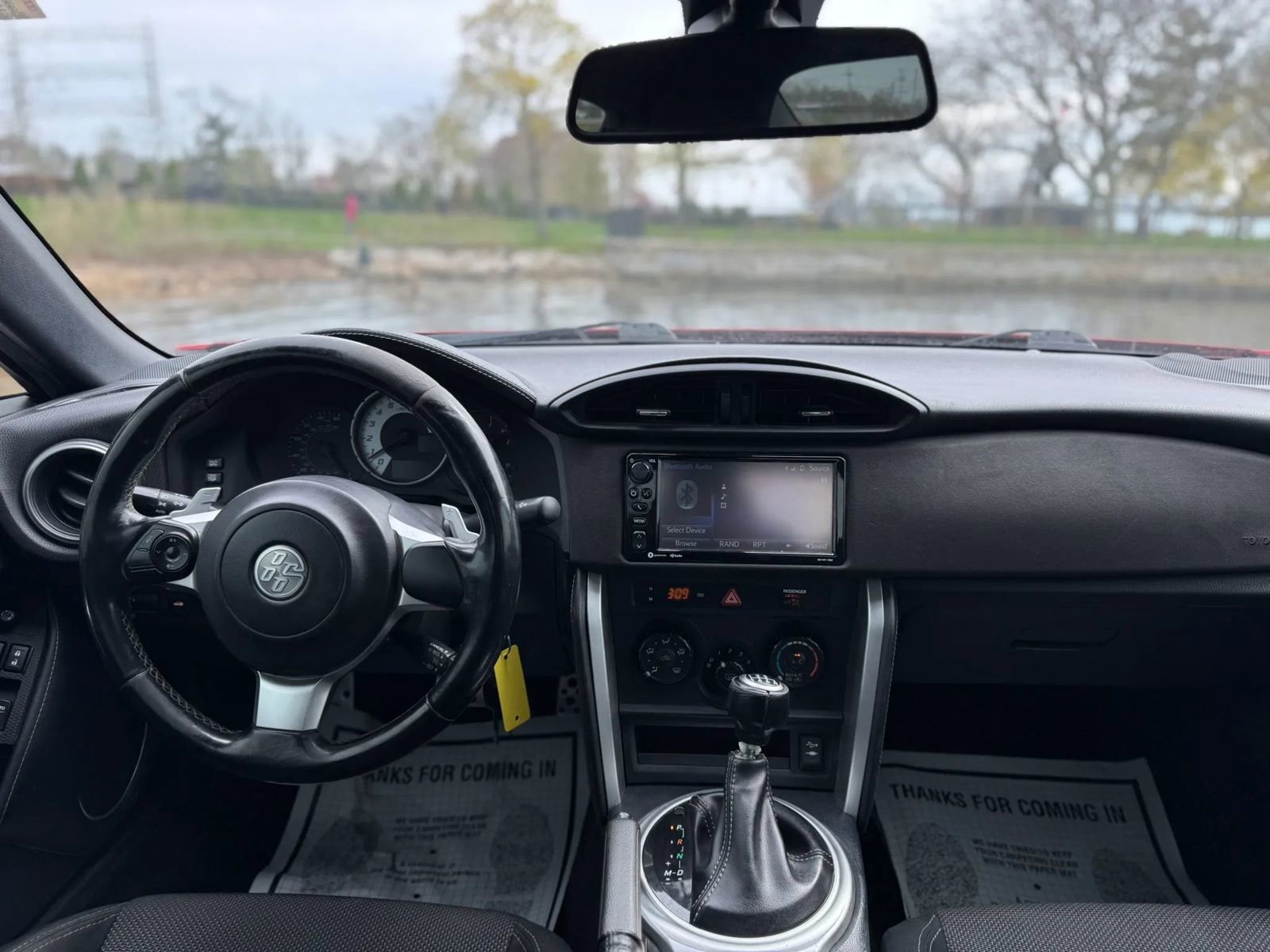 Used 2018 Toyota 86 RWD image 15