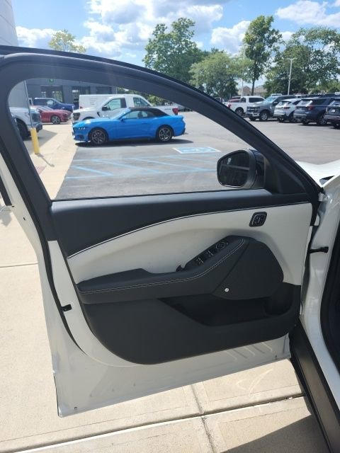 New 2025 Ford Mustang Mach-E Premium image 33