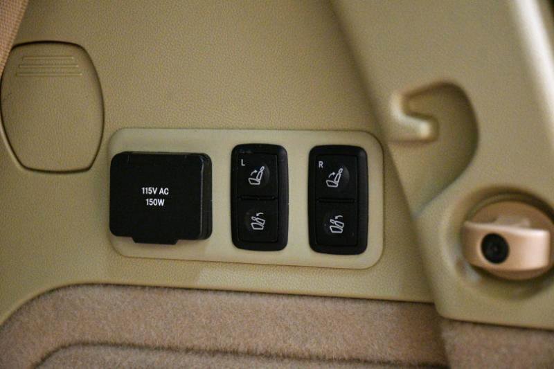 Used 2012 Mercedes-Benz GL 450 4MATIC image 54