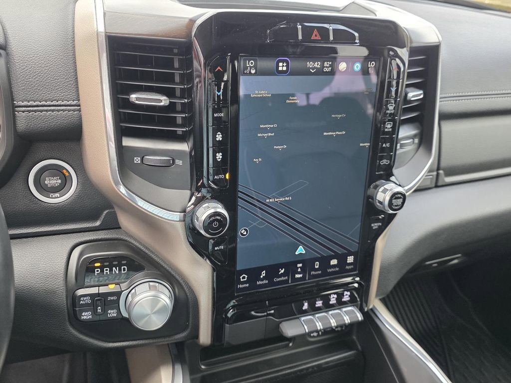 Used 2022 RAM 1500 Laramie AWD/4WD image 15