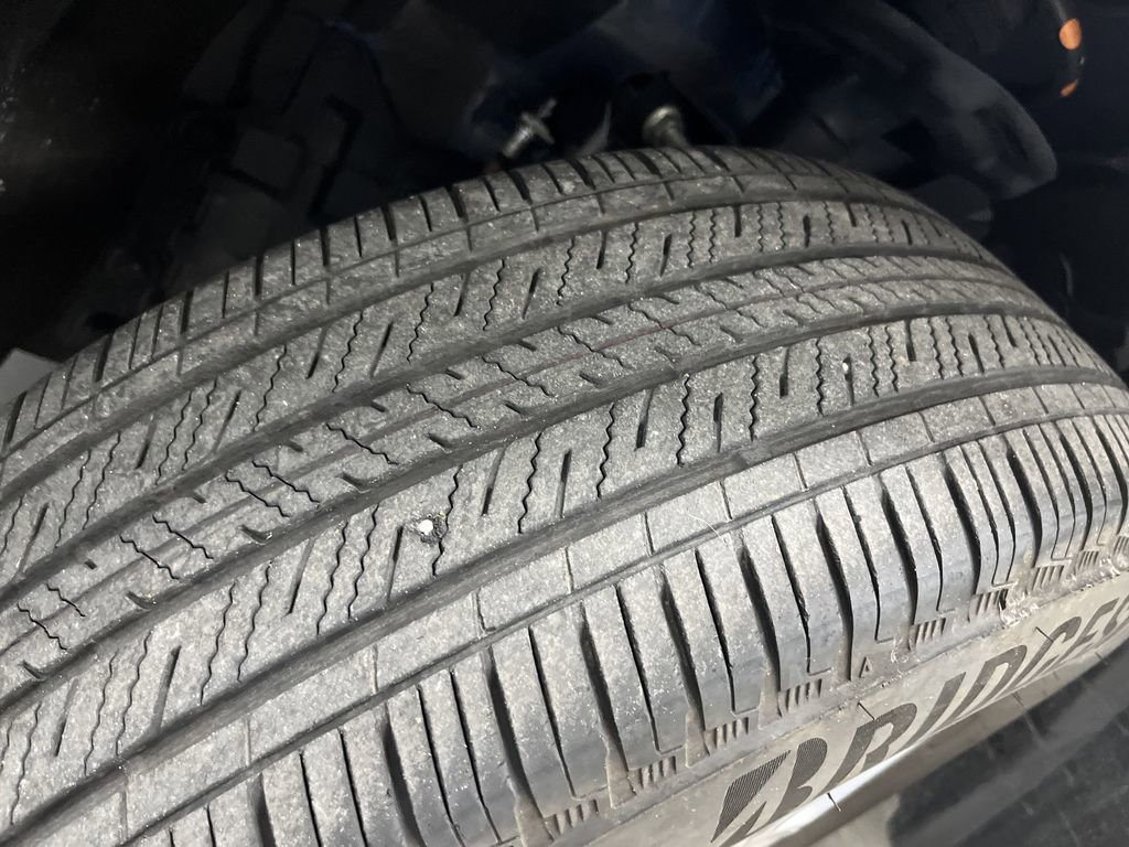 Used 2021 Nissan Rogue S image 33