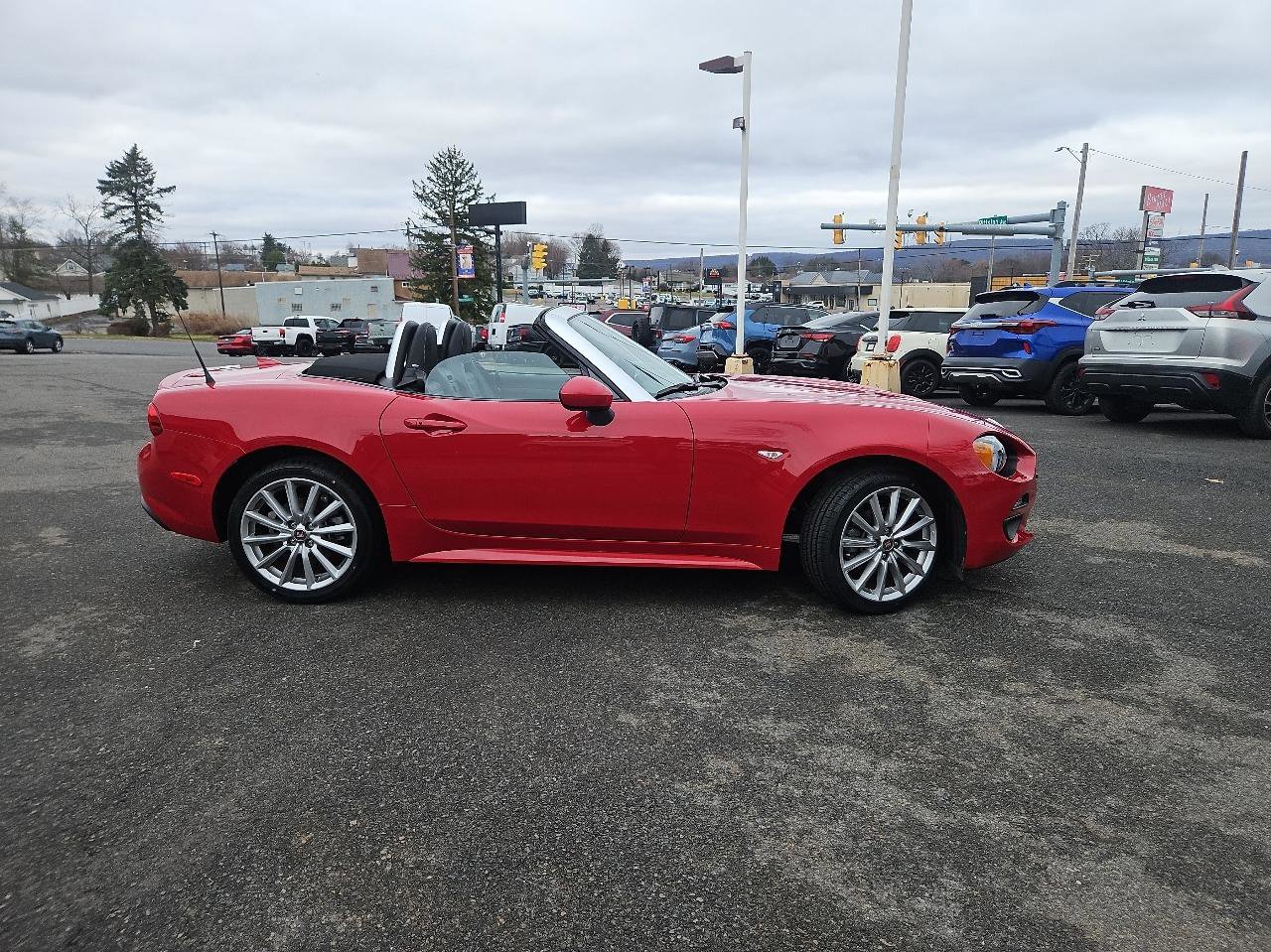 Used 2019 FIAT 124 Spider Lusso w/ Convenience Group image 36