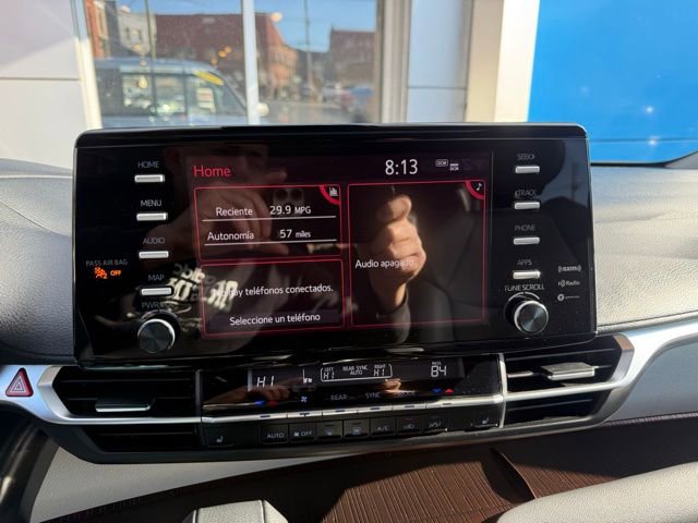 Used 2024 Toyota Sienna XLE image 21