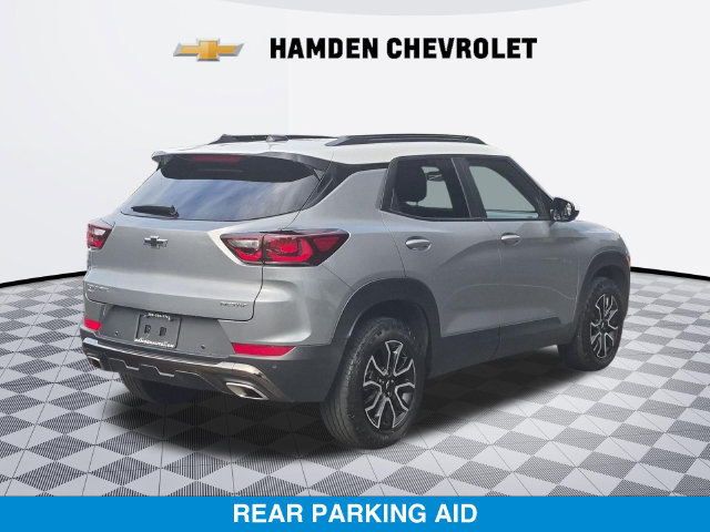 Used 2024 Chevrolet TrailBlazer ACTIV w/ Convenience Package AWD/4WD image 3