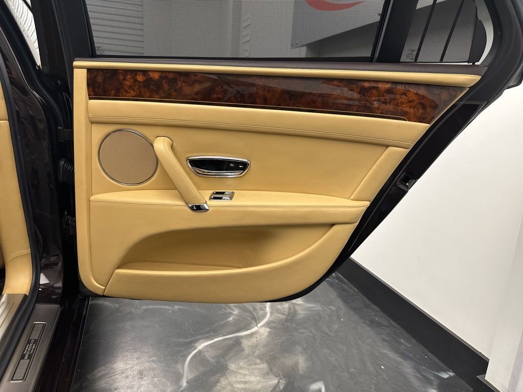 Used 2014 Bentley Flying Spur W12 AWD/4WD image 12