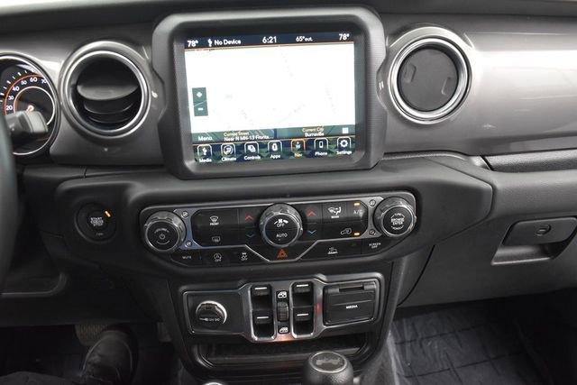 Used 2021 Jeep Wrangler Unlimited Sahara AWD/4WD image 8