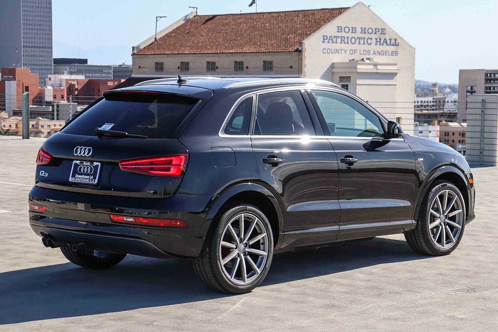 Used 2018 Audi Q3 2.0T Premium Plus w/ Premium Plus Package image 4