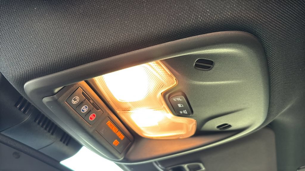 Used 2024 GMC Canyon AT4 w/ Technology Package AWD/4WD image 25