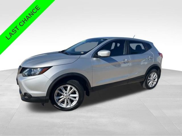 Used 2018 Nissan Rogue Sport S w/ S Appearance Package image 2