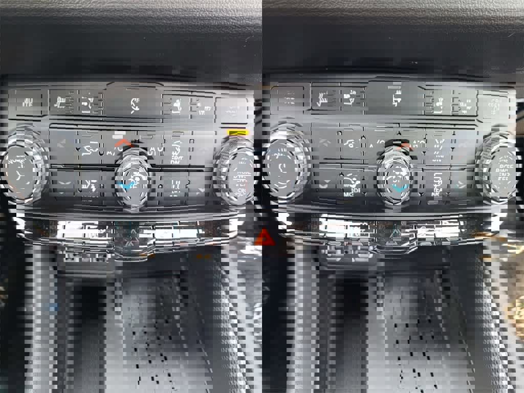 New 2025 Dodge Durango R/T image 19