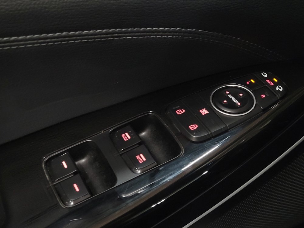 Used 2019 Kia Cadenza Technology image 27