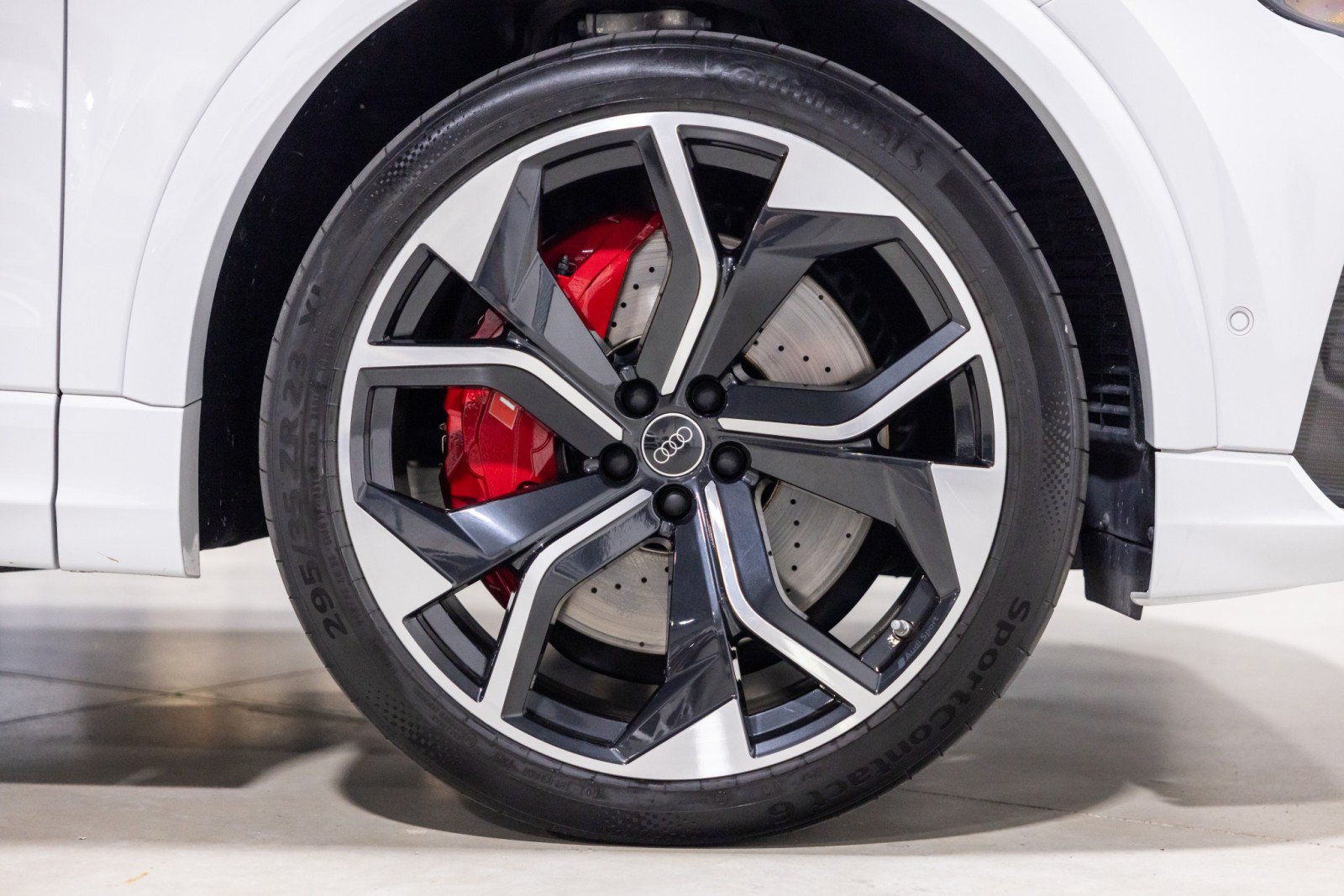 Used 2024 Audi RS Q8 AWD/4WD image 24