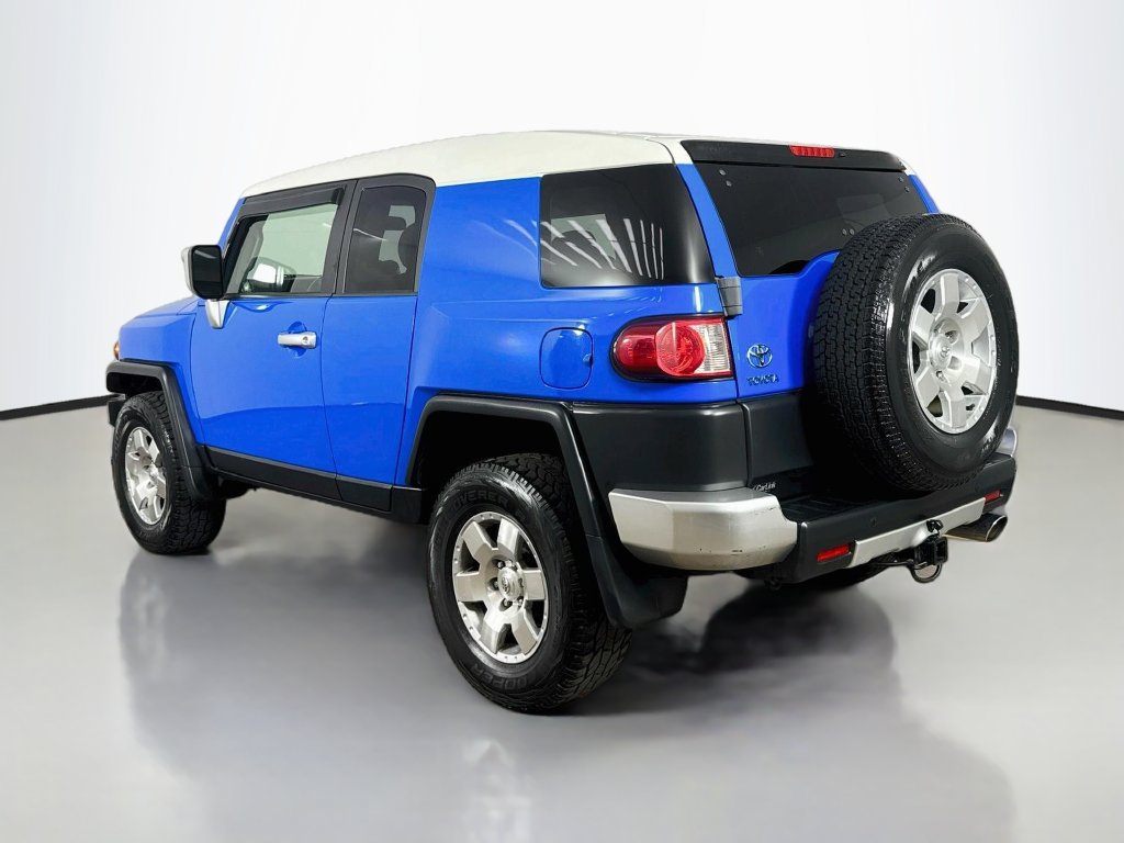 Used 2007 Toyota FJ Cruiser 4WD w/ Upgrade Pkg 2 image 5