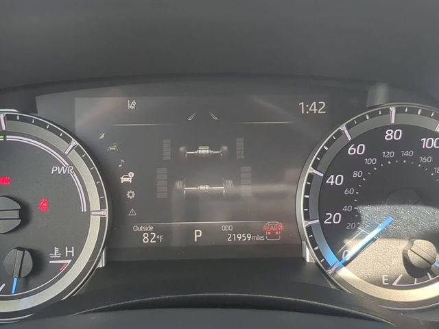 Certified 2025 Toyota Highlander XLE image 27