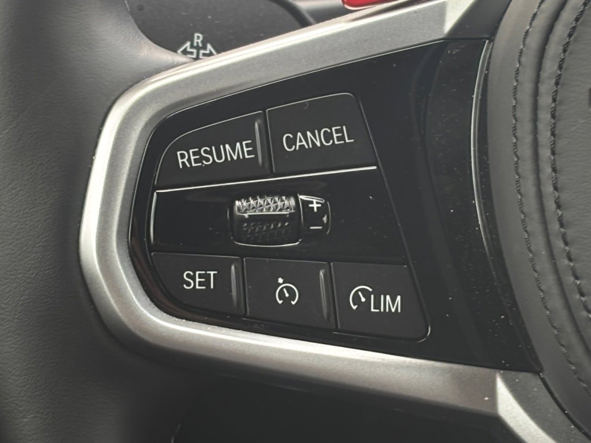 Used 2025 BMW M2 w/ Lighting Package image 11