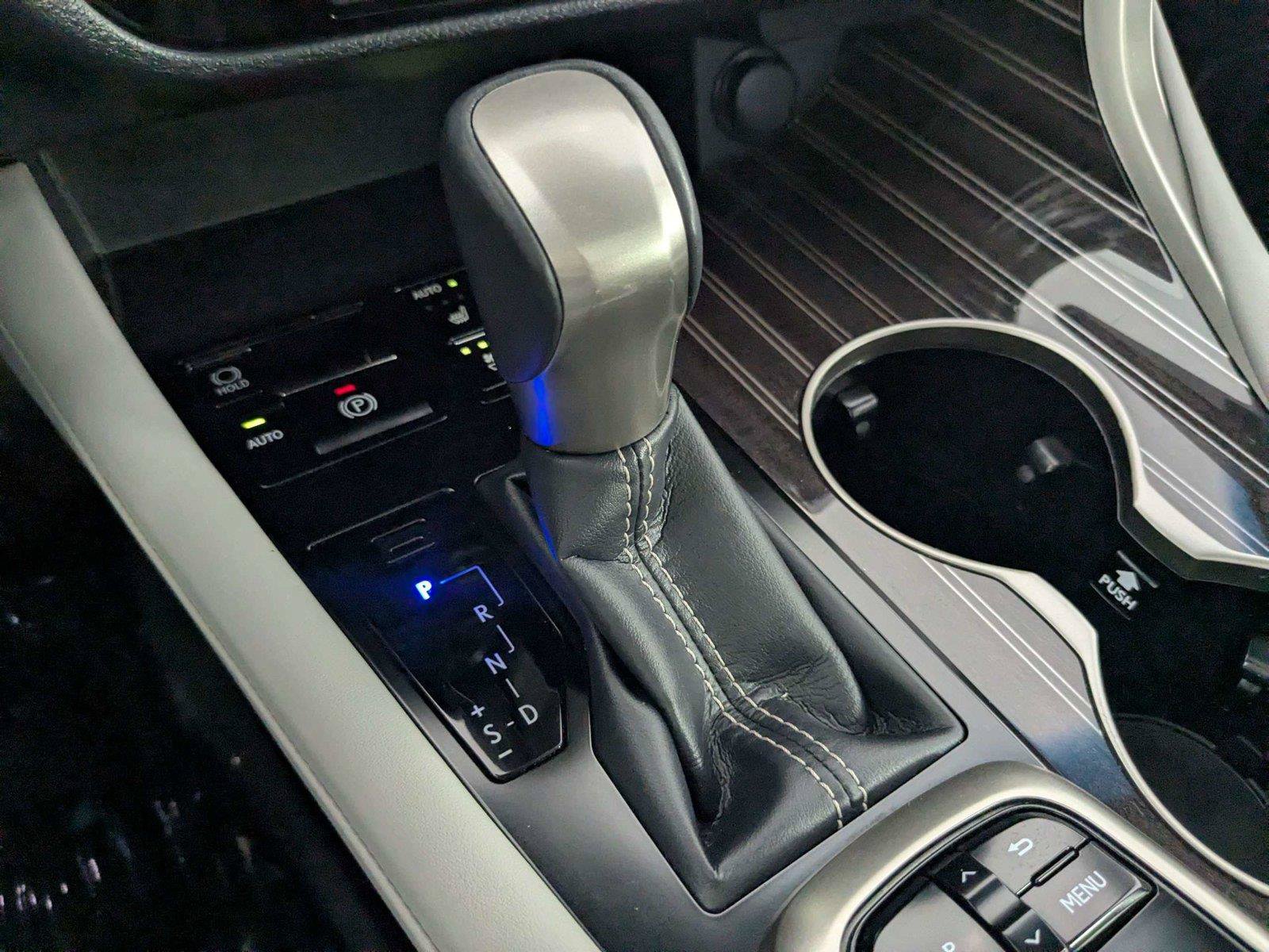 Used 2019 Lexus RX 450h AWD w/ Luxury Package image 28