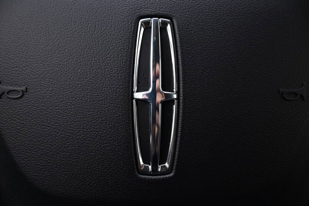 New 2026 Lincoln Corsair Reserve w/ Jet Appearance Package image 34