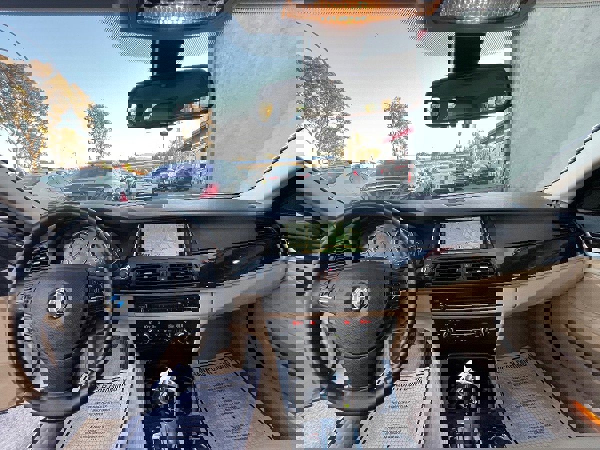 Used 2014 BMW 528i Sedan image 11