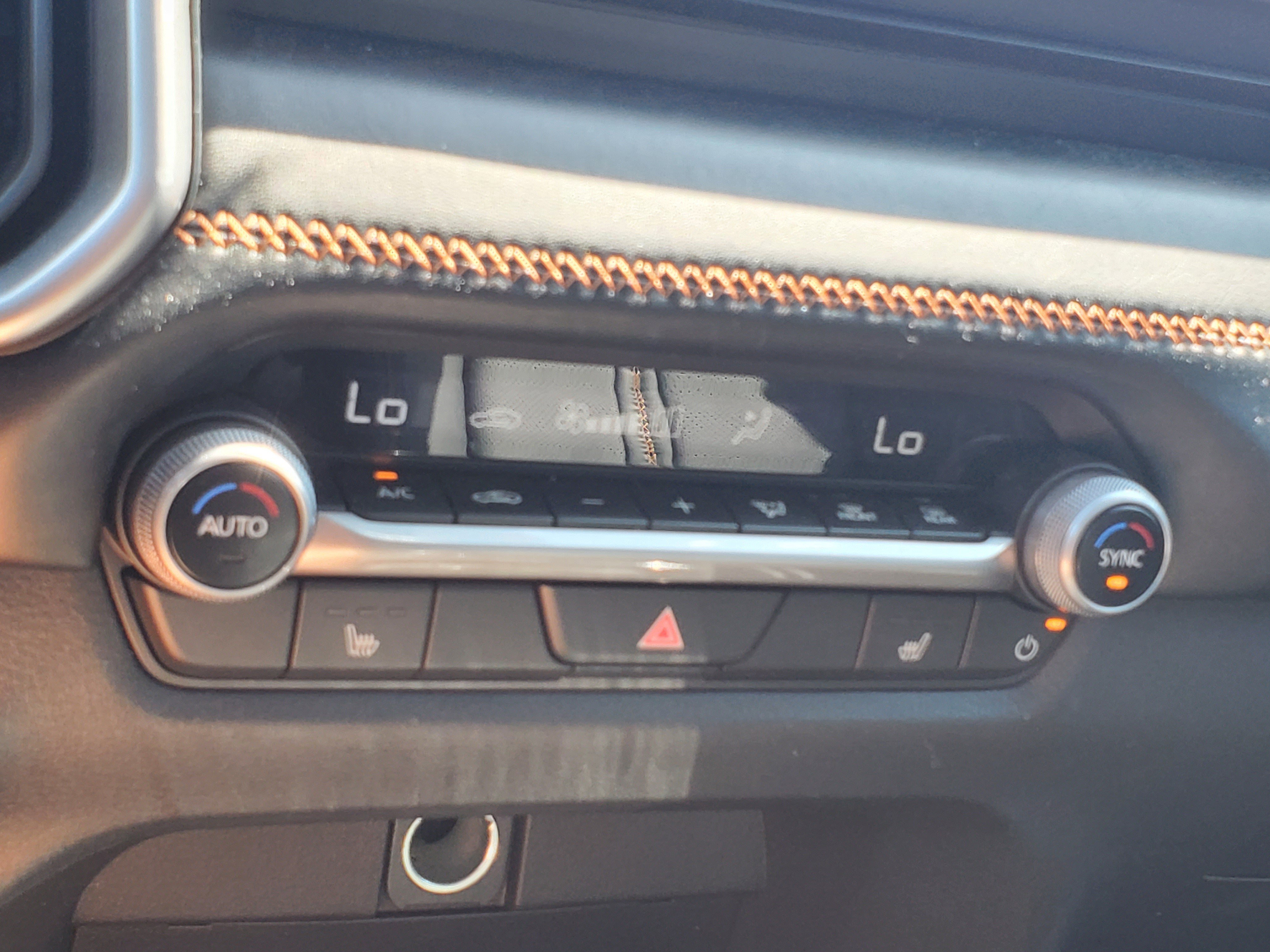 Used 2025 MAZDA CX-50 AWD 2.5 Hybrid w/ Premium Pkg image 29