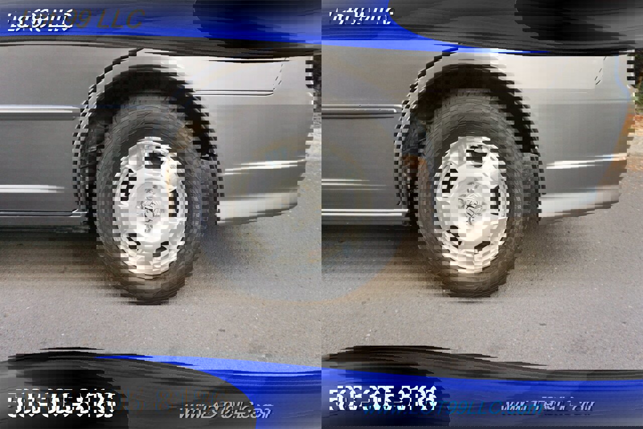 Used 2005 Honda Civic Hybrid Sedan image 35