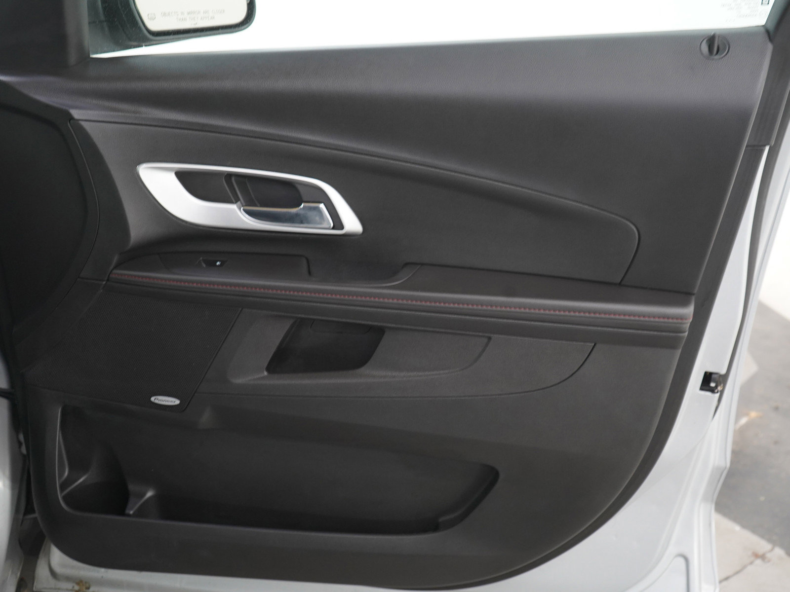 Used 2011 Chevrolet Equinox LT w/ Chrome Appearance Package AWD/4WD image 9