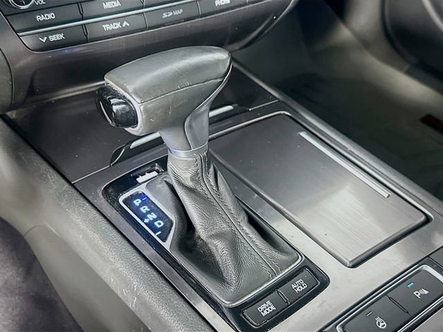 Used 2018 Genesis G80 3.8 w/ Option Group 02 image 17