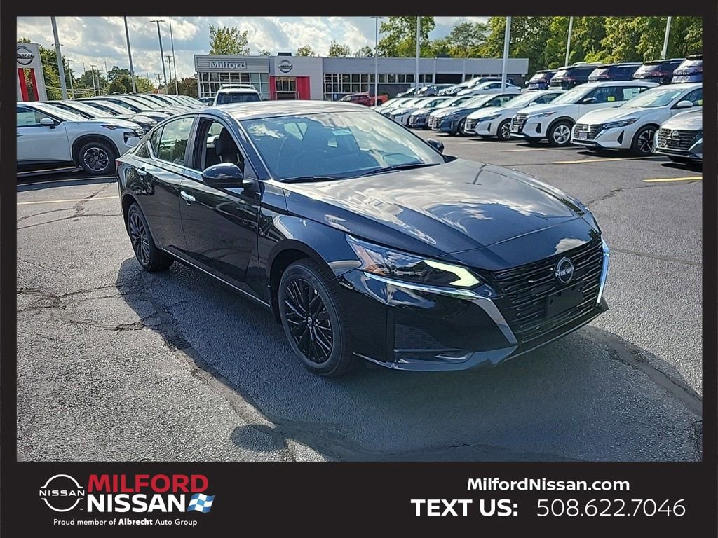 Used 2025 Nissan Altima 2.5 SV w/ SV Special Edition Package AWD/4WD image 7
