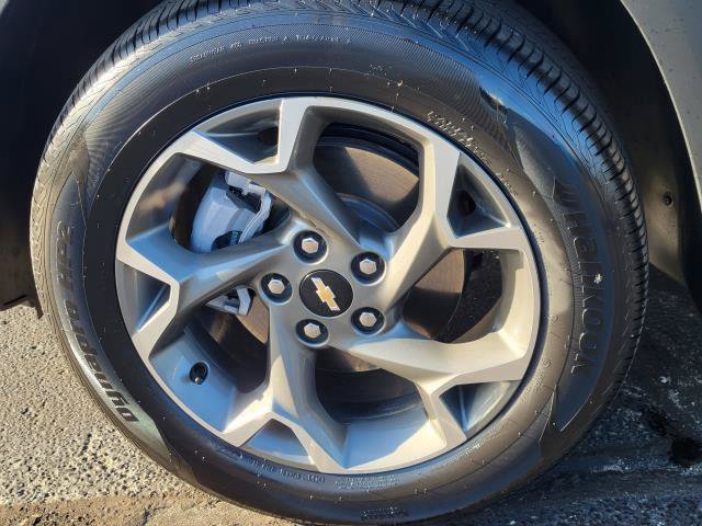 Used 2025 Chevrolet Trax LT w/ LT Convenience Package FWD image 5