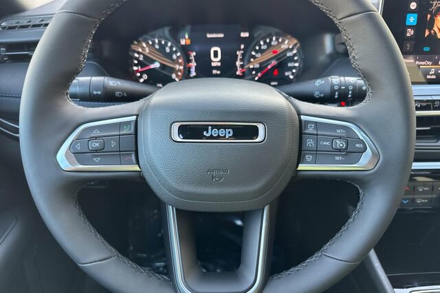 New 2026 Jeep Compass Limited image 20