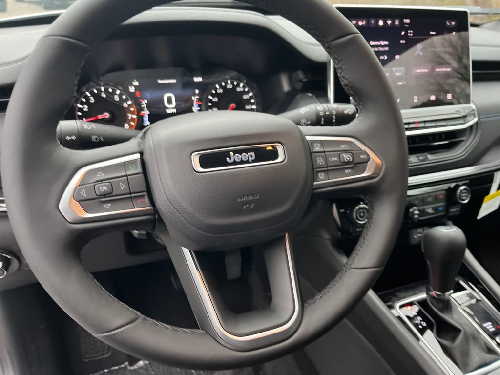 New 2026 Jeep Compass Limited AWD/4WD image 9