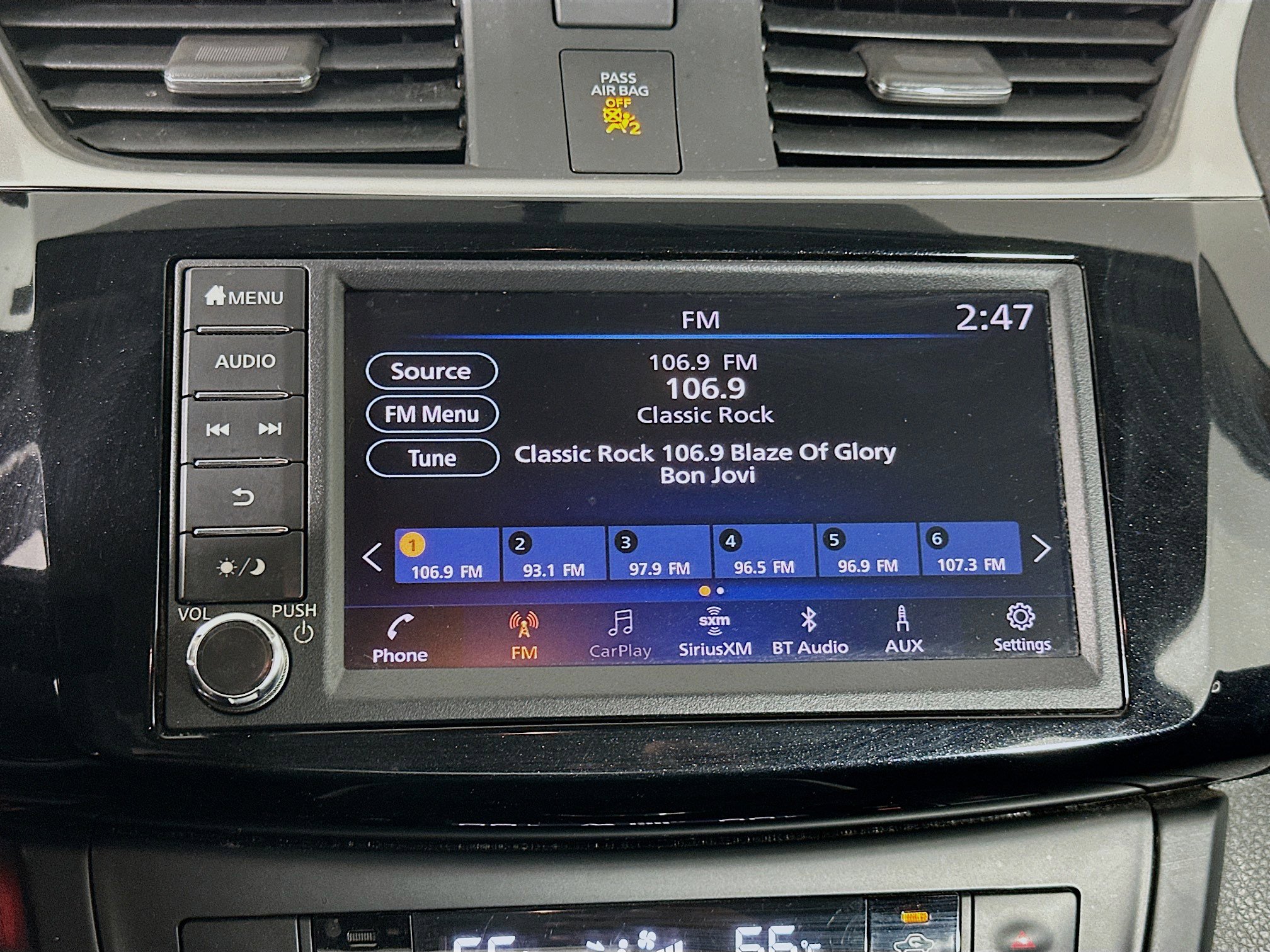 Used 2019 Nissan Sentra SV image 19