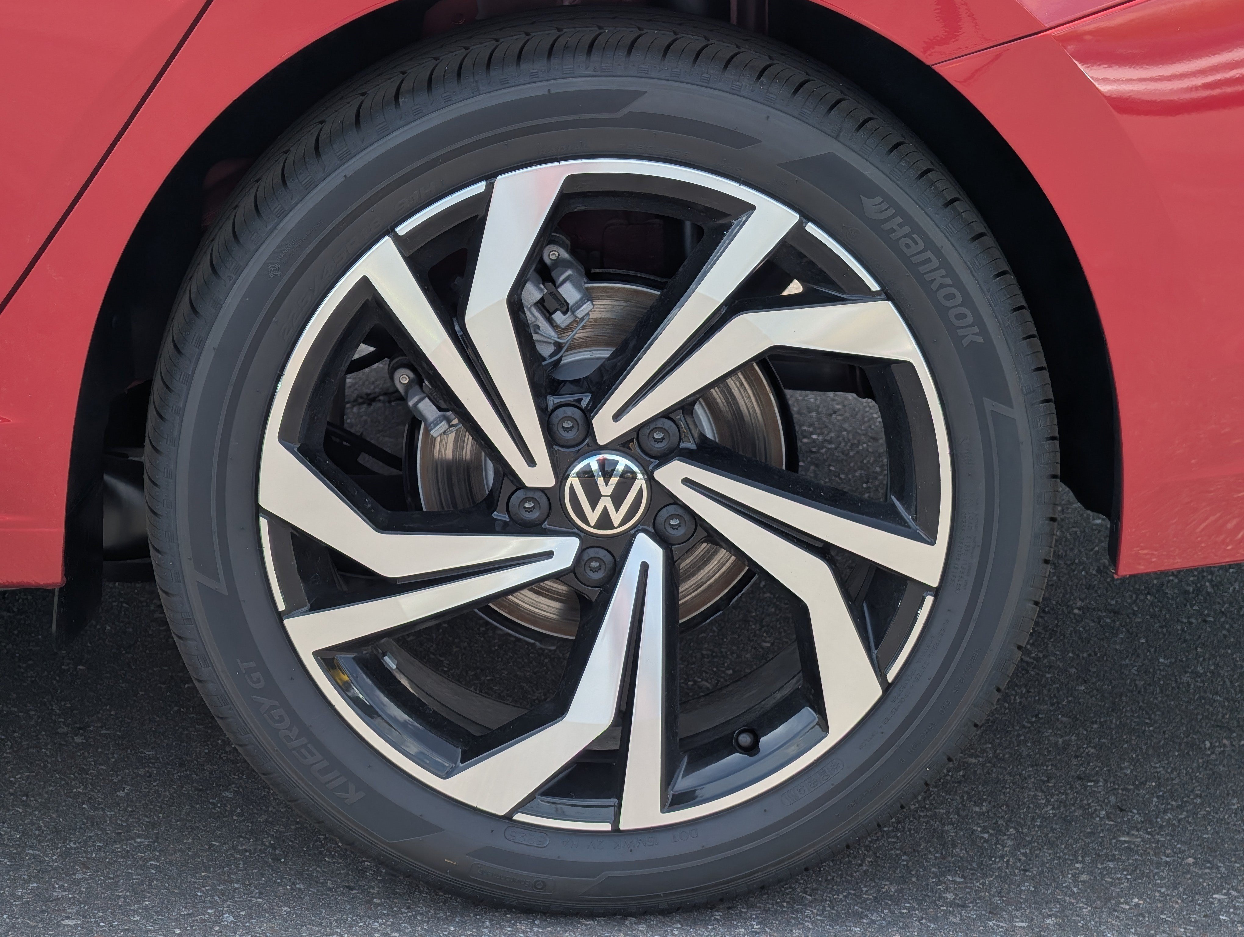 New 2026 Volkswagen Jetta SEL FWD image 3