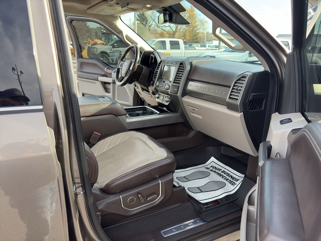 Used 2019 Ford F250 Limited w/ FX4 Off-Road Package AWD/4WD image 29