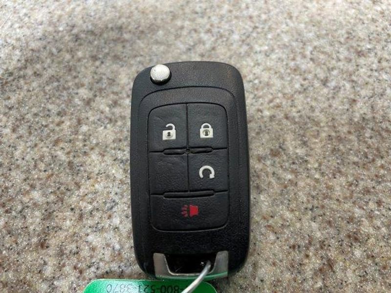 Used 2015 Chevrolet Equinox LT w/ Driver Convenience Package AWD/4WD image 18