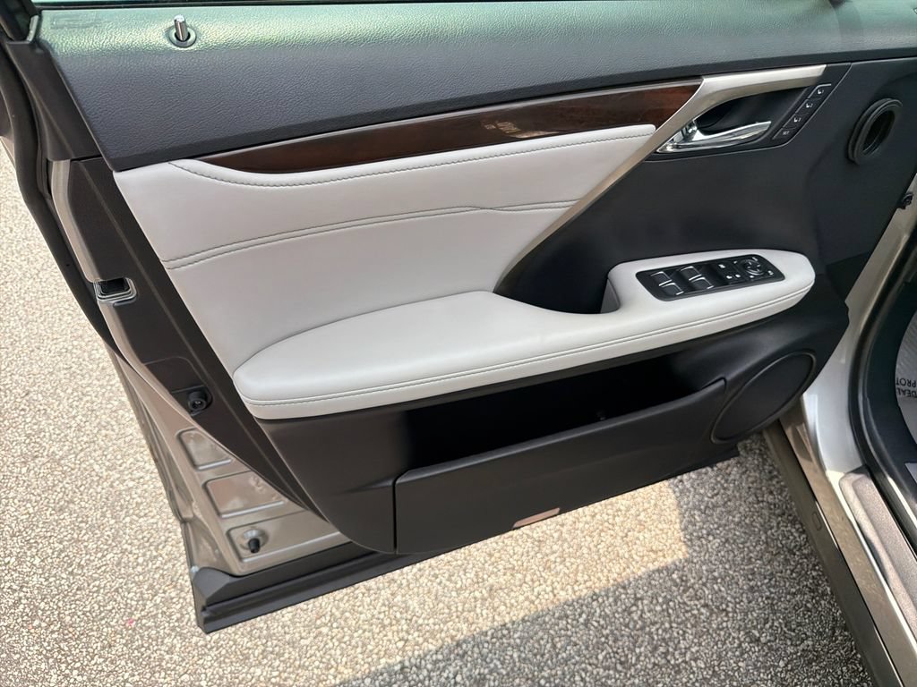 Used 2018 Lexus RX 350 FWD w/ Premium Package image 10
